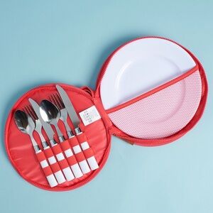 SUNNYLIFE Lovers Picnic Set in Malibu